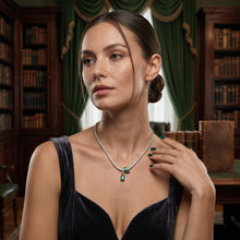Wreath of eternity necklace