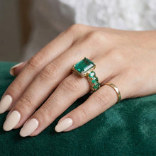 The Emerald Regal Ring