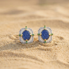 Blue sapphire carving earing