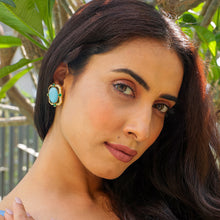 Feroza Noor Studs