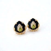 Floral leaf petal earring