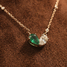 Pear Shape Emerald & Diamond Neckpiece